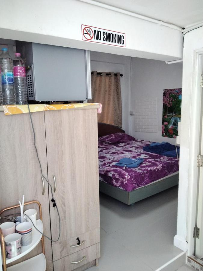 Danee Hostel Bangkok Eksteriør billede