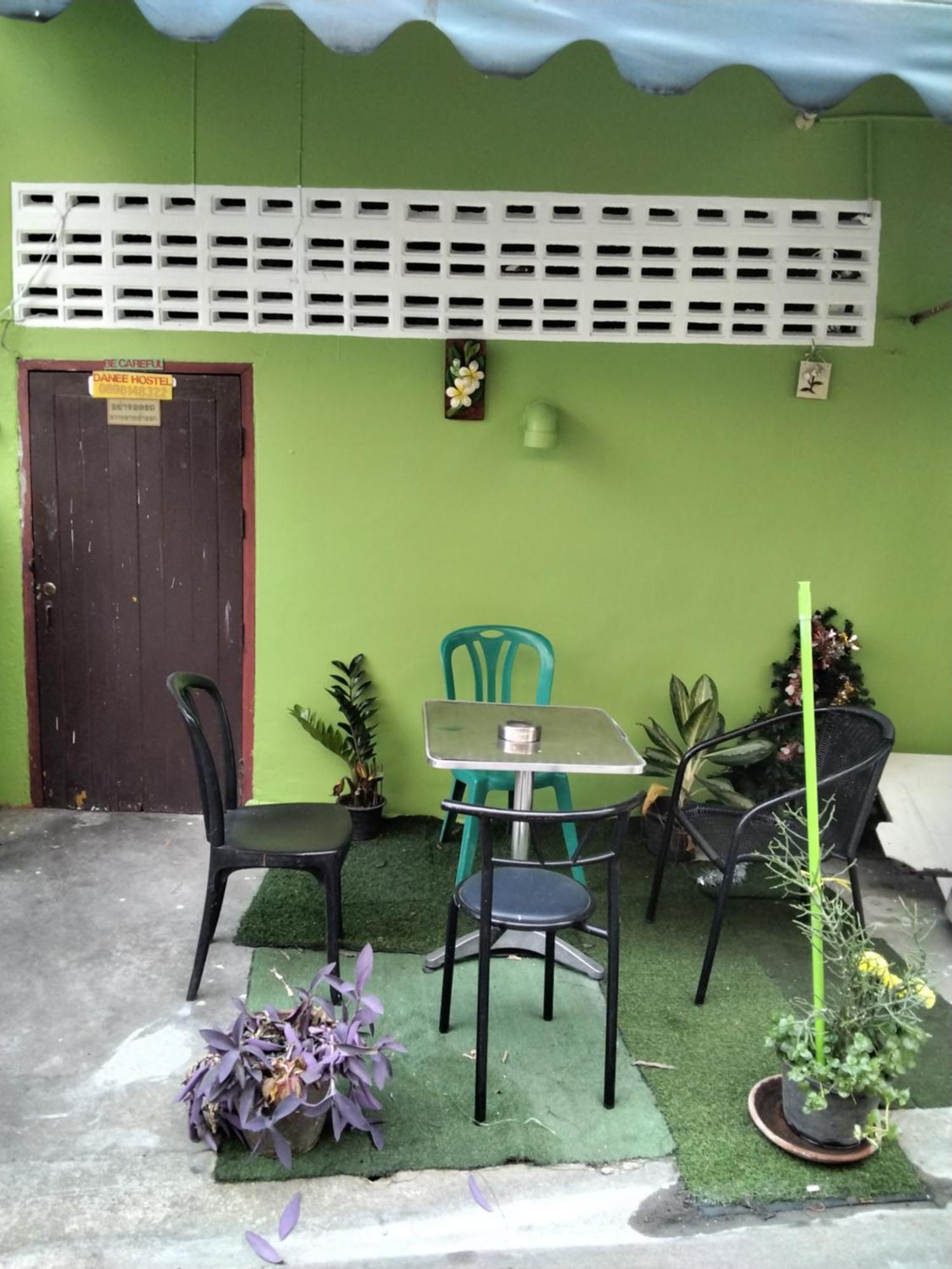 Danee Hostel Bangkok Eksteriør billede