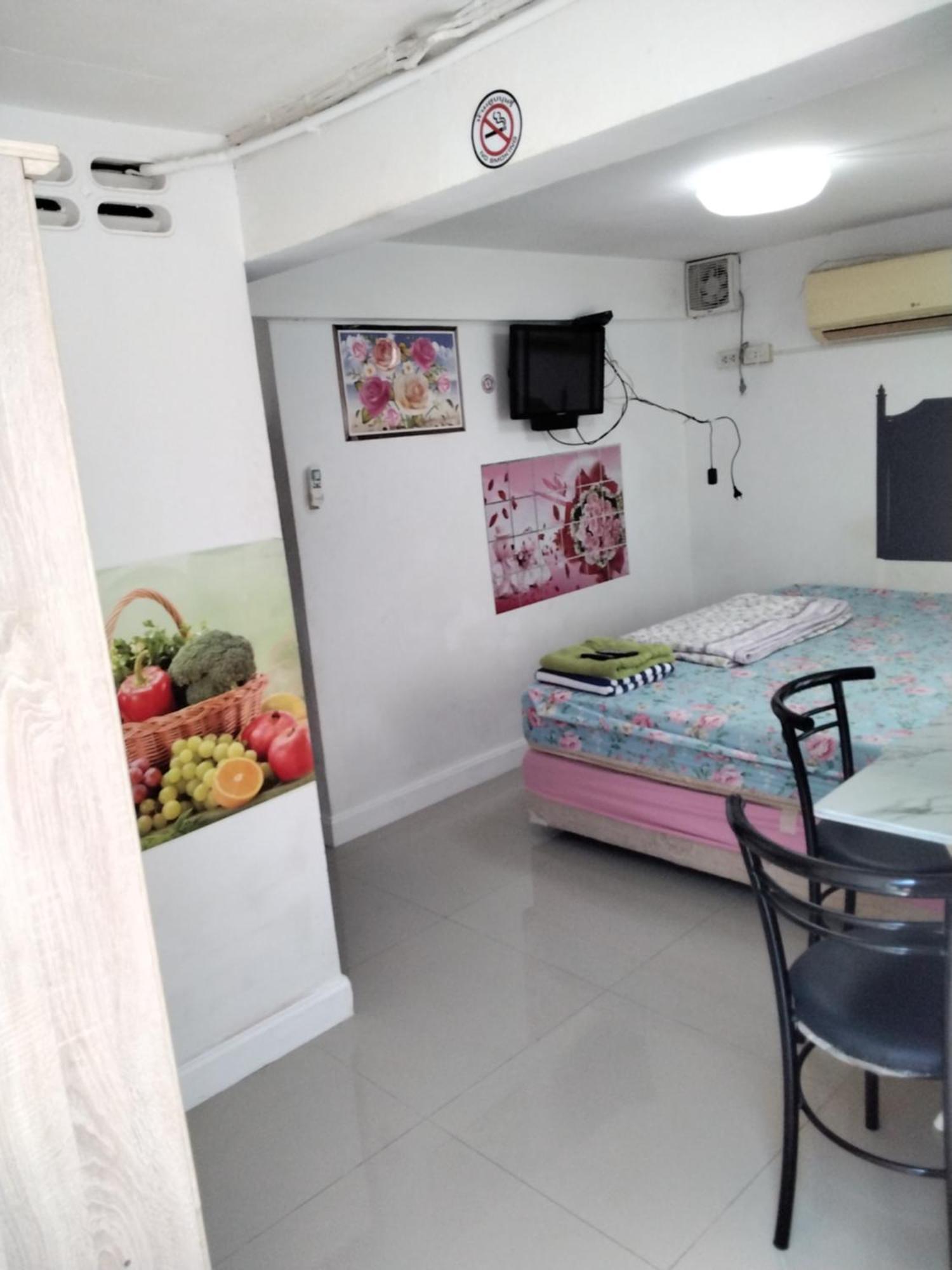 Danee Hostel Bangkok Eksteriør billede