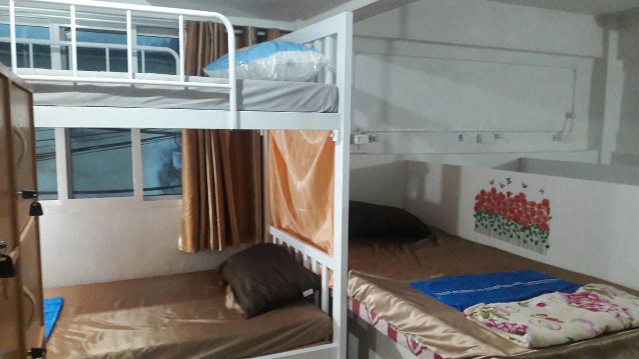 Danee Hostel Bangkok Eksteriør billede